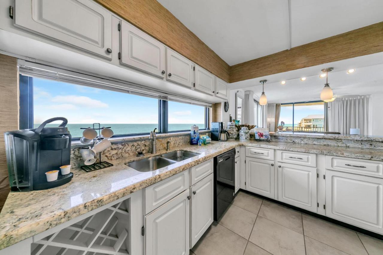 Mainsail 131 - Beachfront 2Br With Free Seasonal Beach Service Destin Buitenkant foto